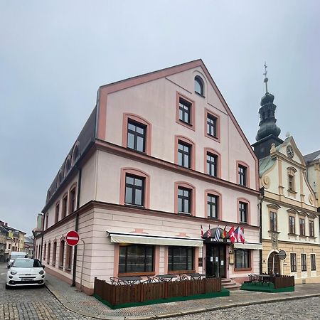 Hotel Bravo Ceska Trebova Extérieur photo