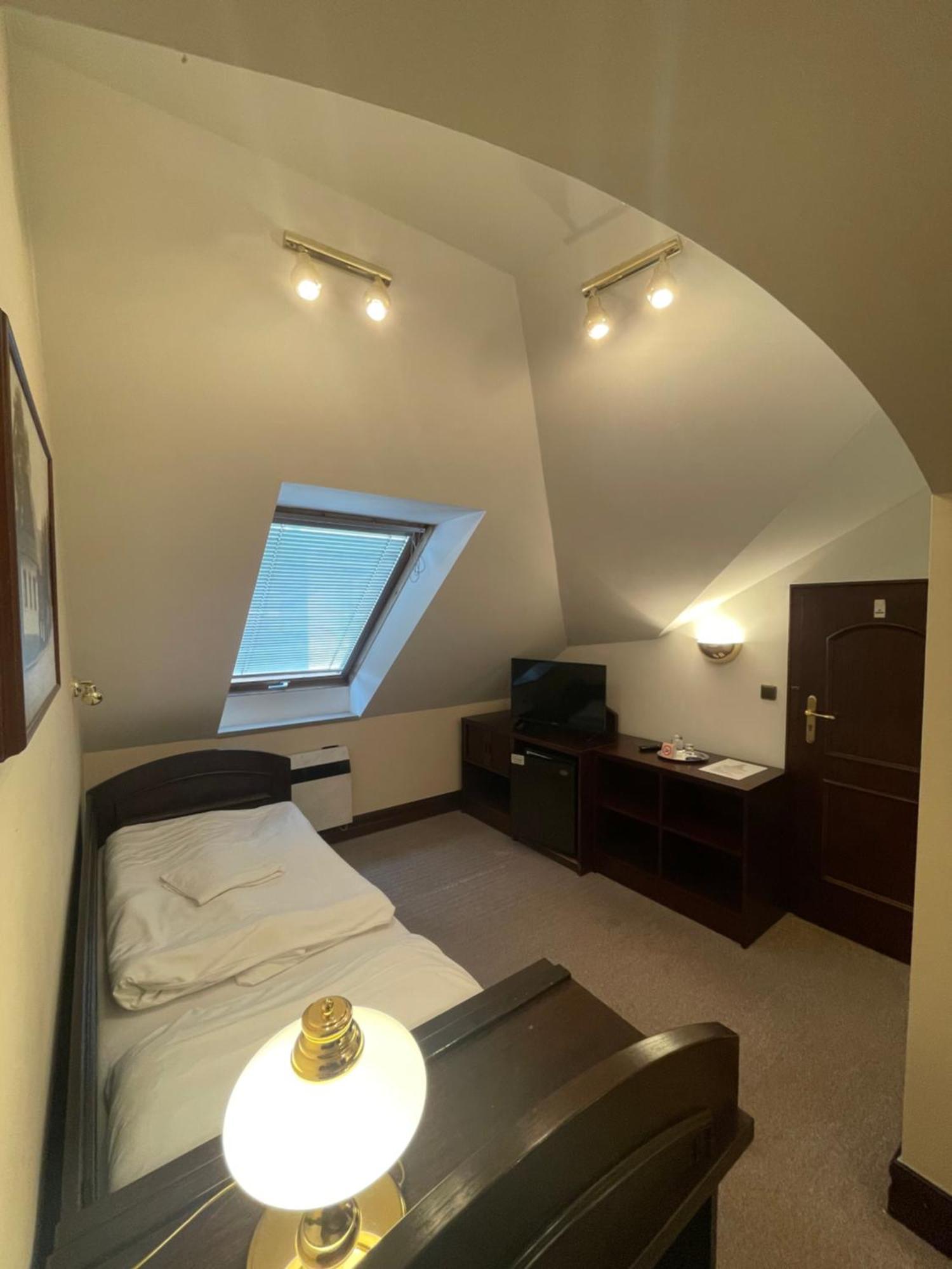 Hotel Bravo Ceska Trebova Extérieur photo