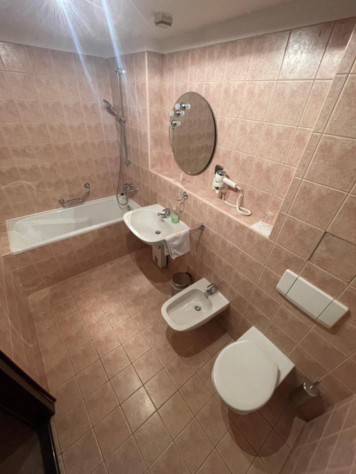Hotel Bravo Ceska Trebova Extérieur photo